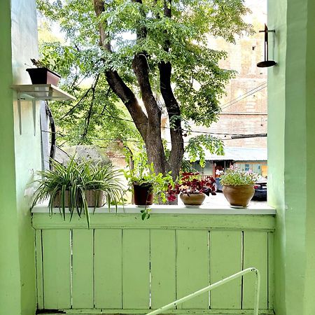 Authentic Old Tbilisi Apartment Zewnętrze zdjęcie
